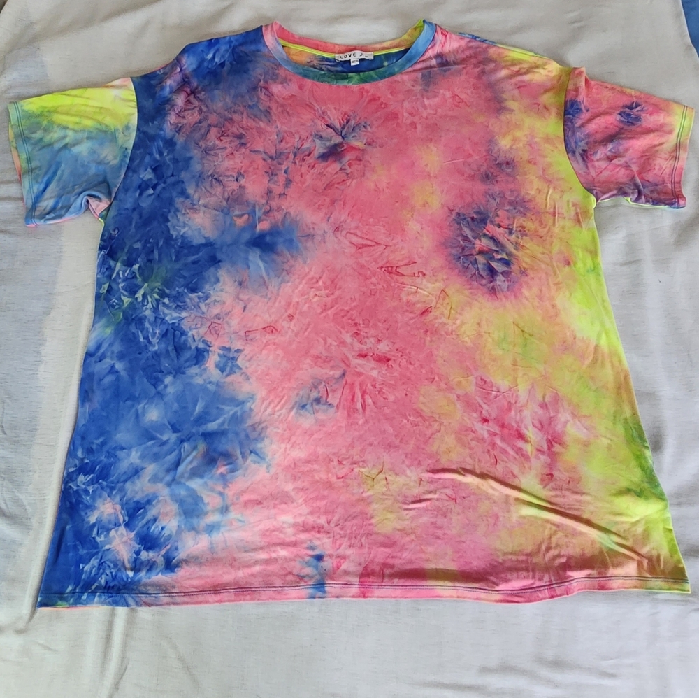 Love J Tie-Die Tee size 2X